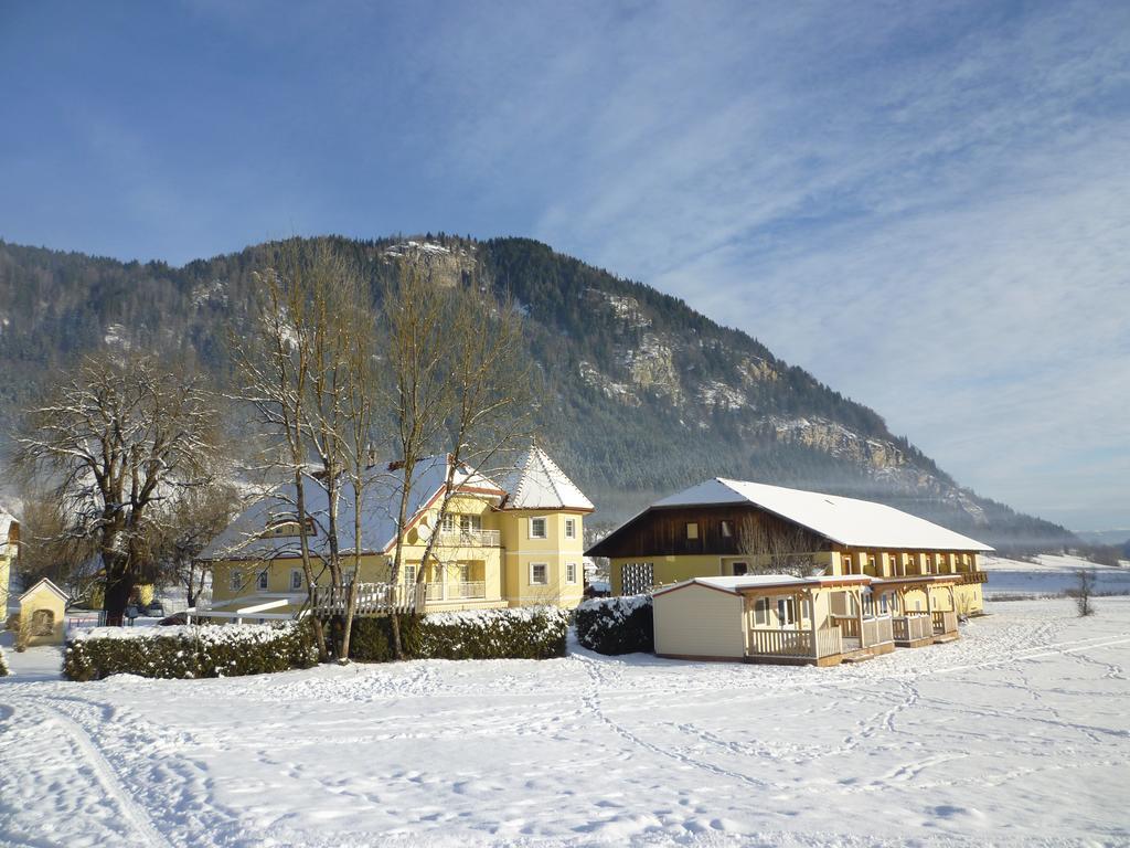 Hôtel Ferien Am Talhof à Sankt Urban Extérieur photo